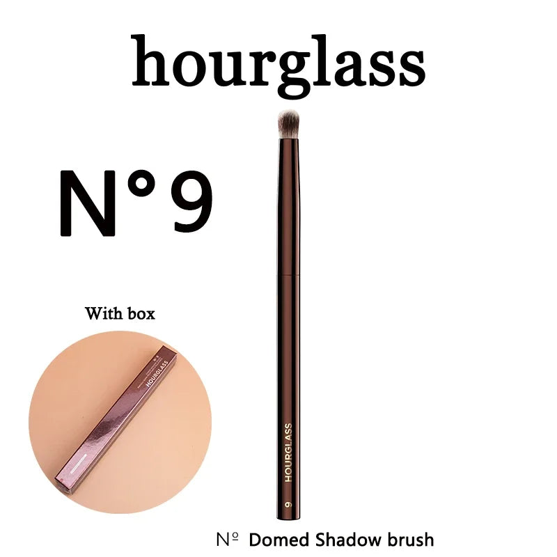 hourglass N° 9 Domed Shadow brush with box