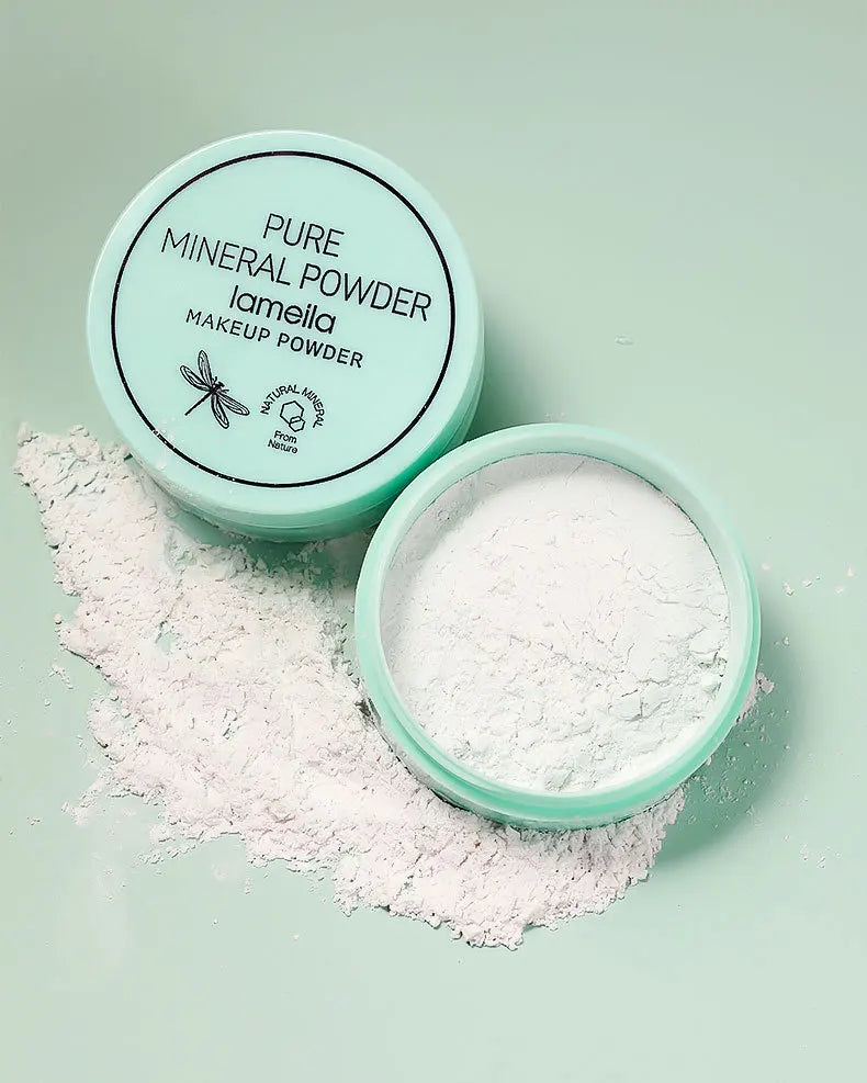 3 color facial loose powder waterproof oil control honey powder in mint container with spilled powder