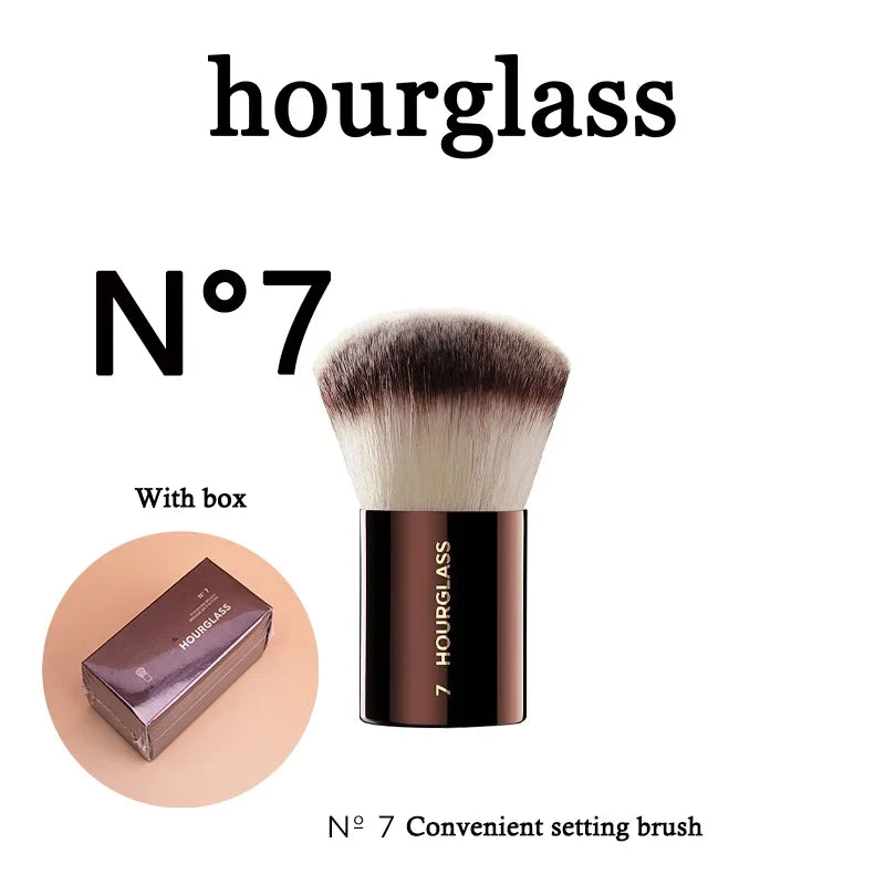 hourglass N°7 convenient setting brush with box for foundation application
